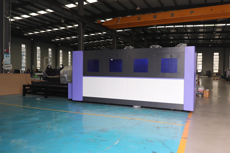 Machine de découpe de métal au - Industrial Fiber Laser Cutting Machine avis et prix