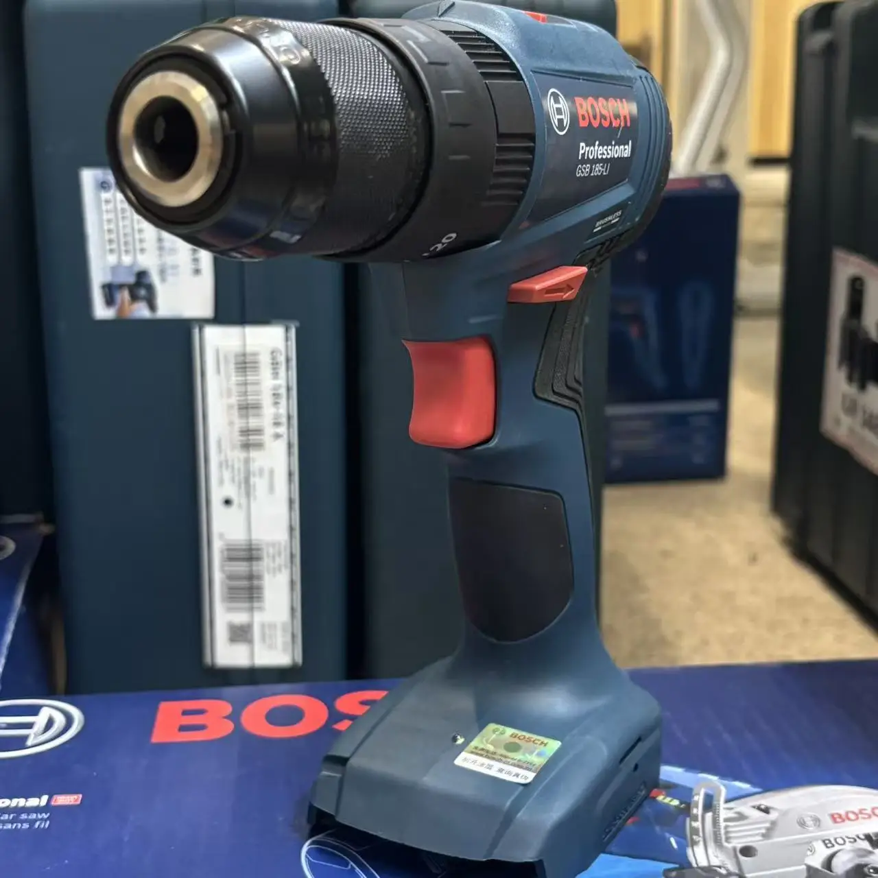 Perceuse à percussion sans fil - Bosch Drill Gsb 18V avis et prix